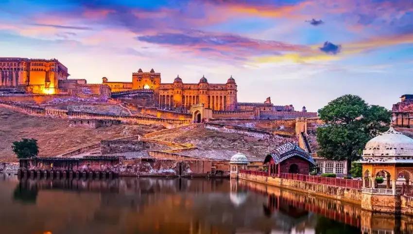 Best Places to Visit in Rajasthan: A Complete Travel Guide